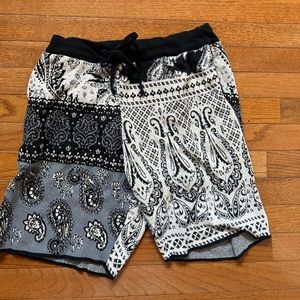 Zara Shorts 2022